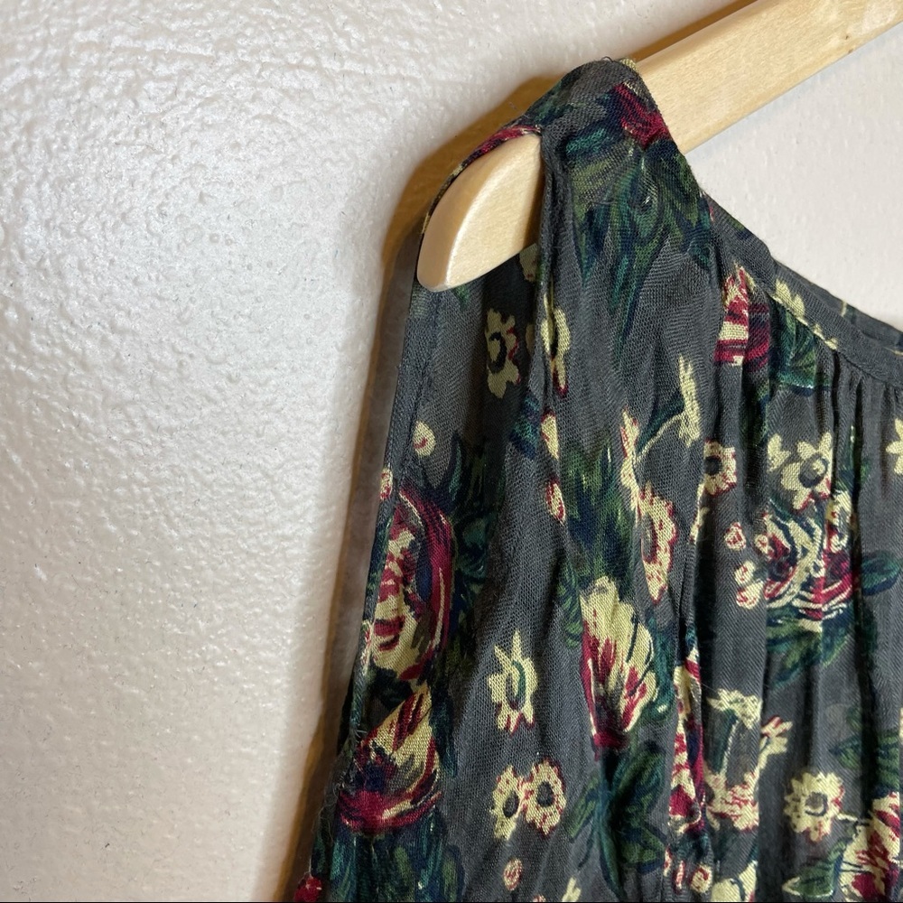 Natural Life Floral Cold Shoulder Semi Sheer Long Sleeve Top Size Medium - Picture 7 of 7